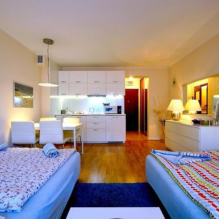 Apartament Zdrojowy Park Apartment ชวีโนวิชแจ ภายนอก รูปภาพ